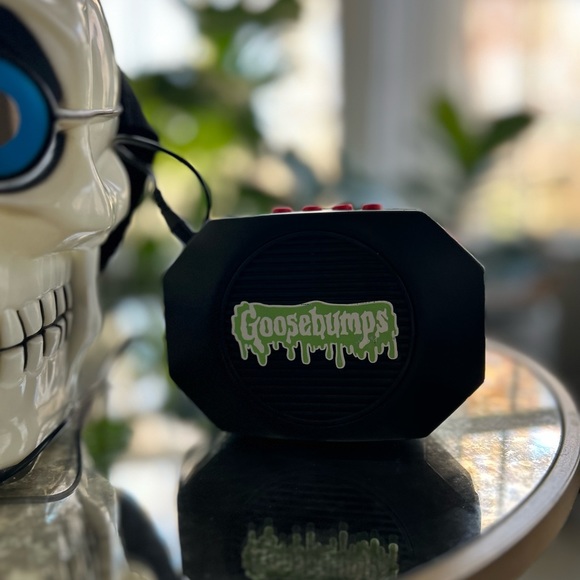 RARE HTF 1996 Goosebumps Curly The Skeleton Mask With Voice Changer Sound Box - Picture 12 of 17